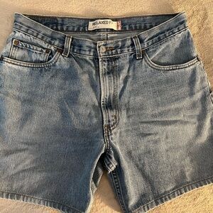 Levi’s Unisex Vintage 550 36” Waist Medium Wash Denim 5 Pocket Riveted Shorts